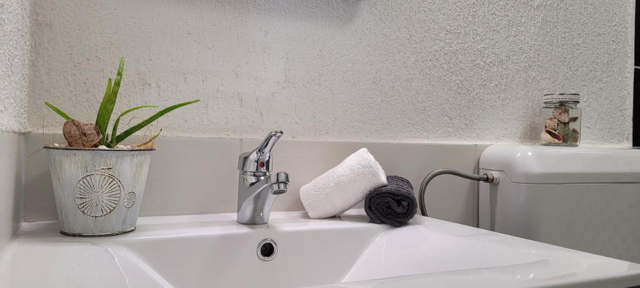 A Bringas Apartman Balatonfured Bagian luar foto