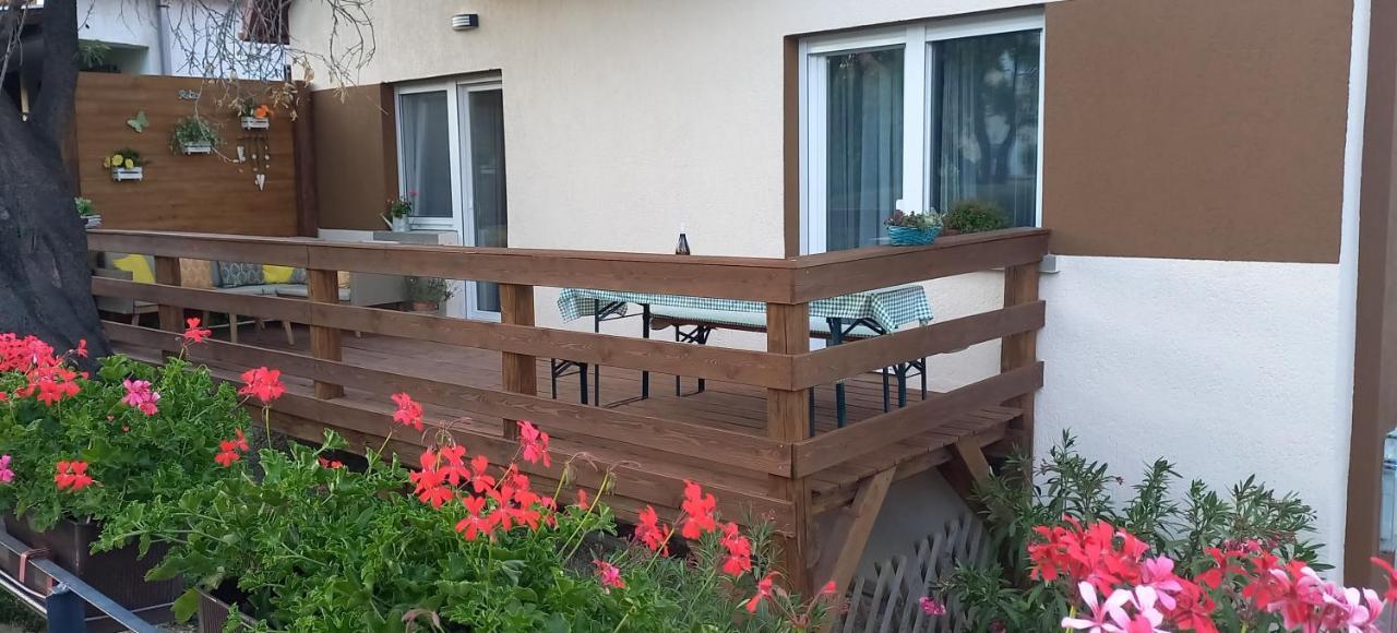 A Bringas Apartman Balatonfured Bagian luar foto