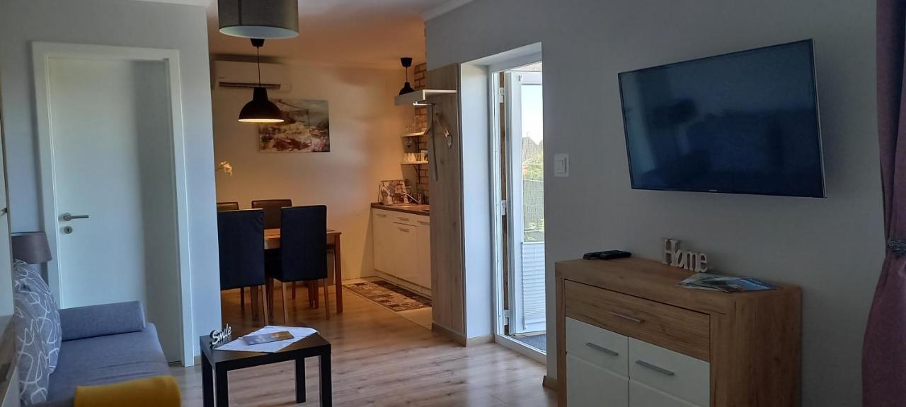 A Bringas Apartman Balatonfured Bagian luar foto